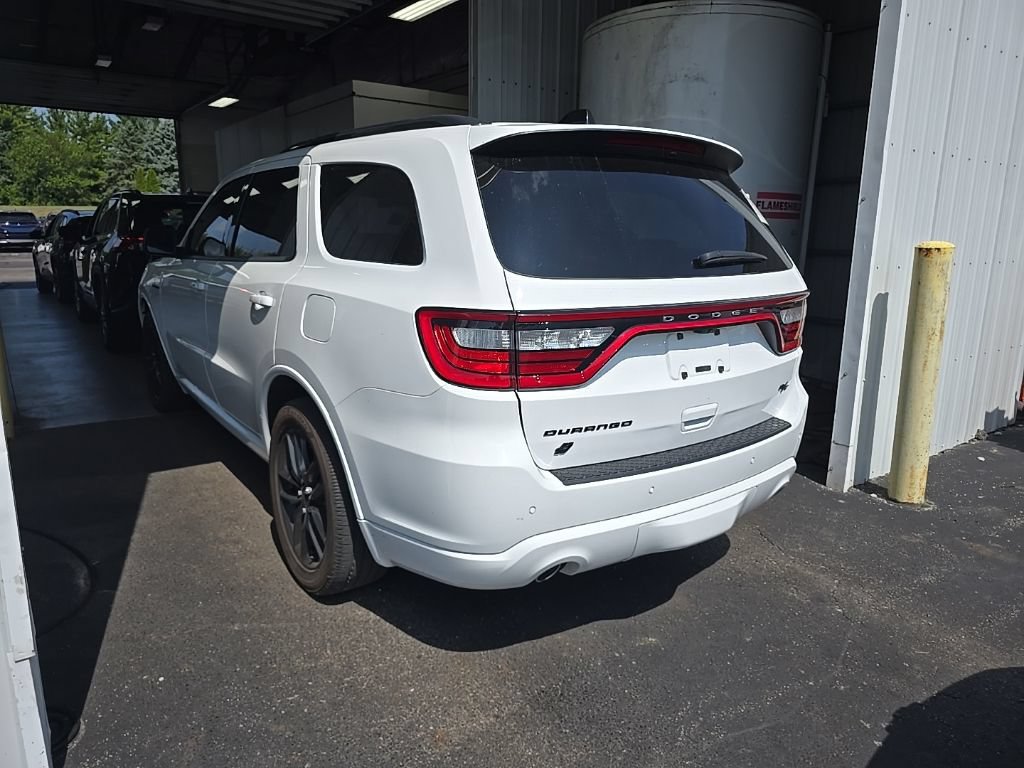 Used 2023 Dodge Durango R/T AWD/4WD image 3