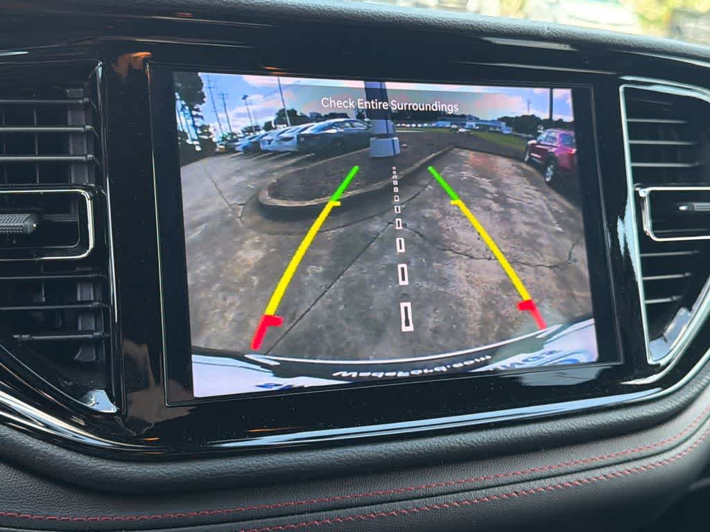Used 2025 Dodge Durango GT AWD/4WD image 28