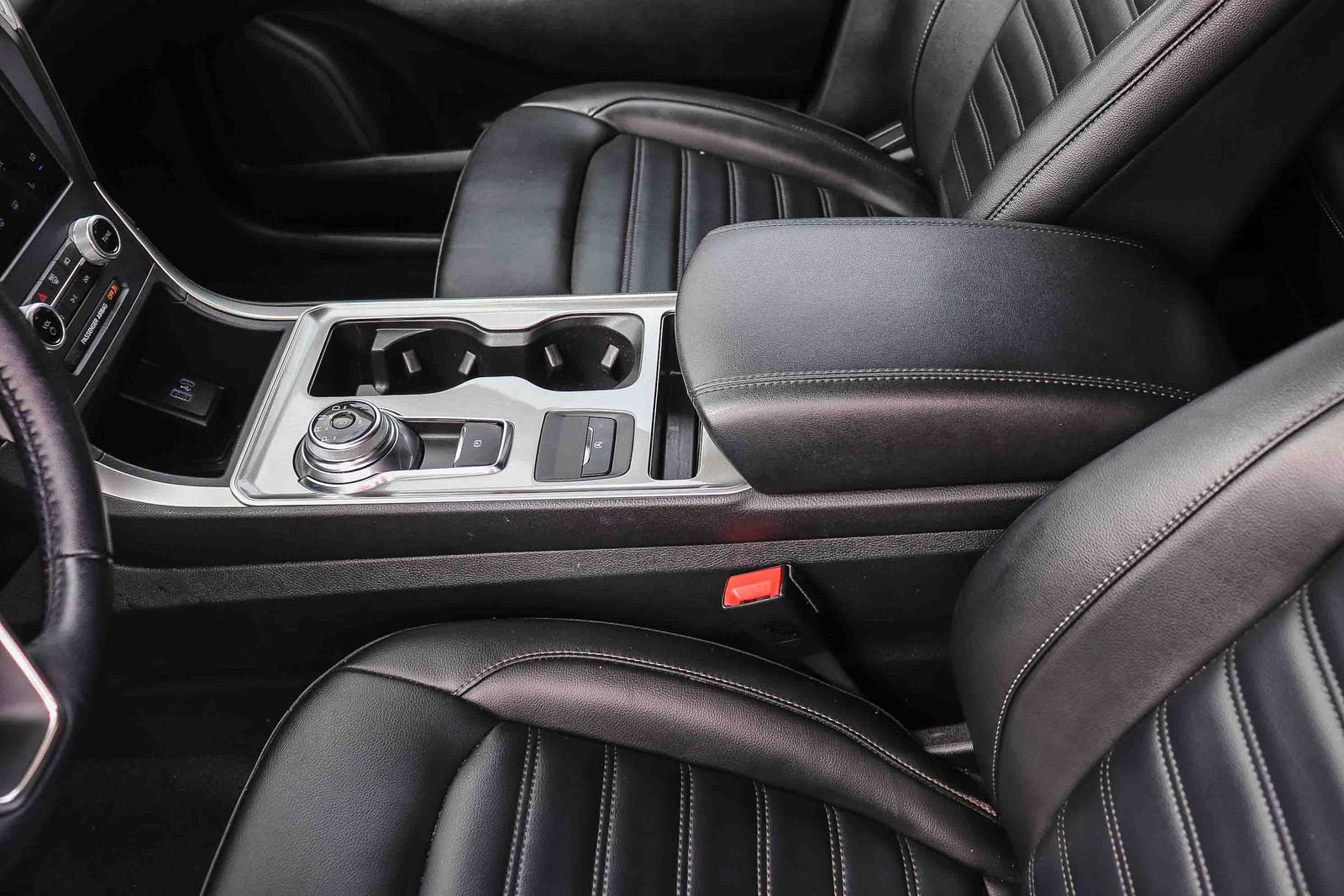 Certified 2023 Ford Edge SEL w/ Convenience Package AWD/4WD image 19