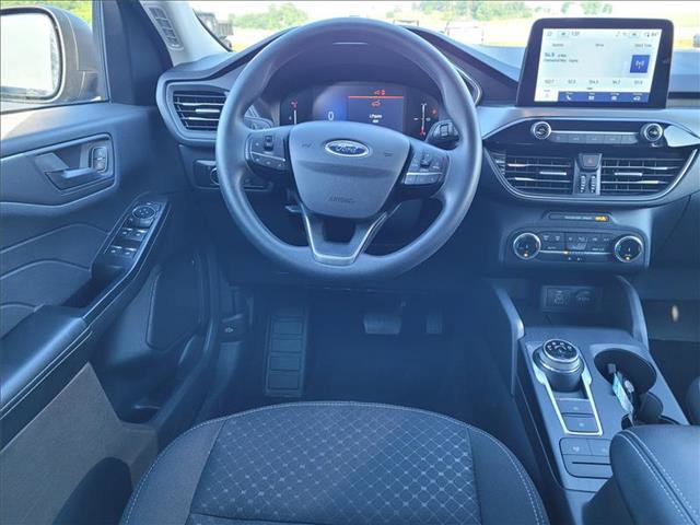 Certified 2025 Ford Escape Active AWD/4WD image 9