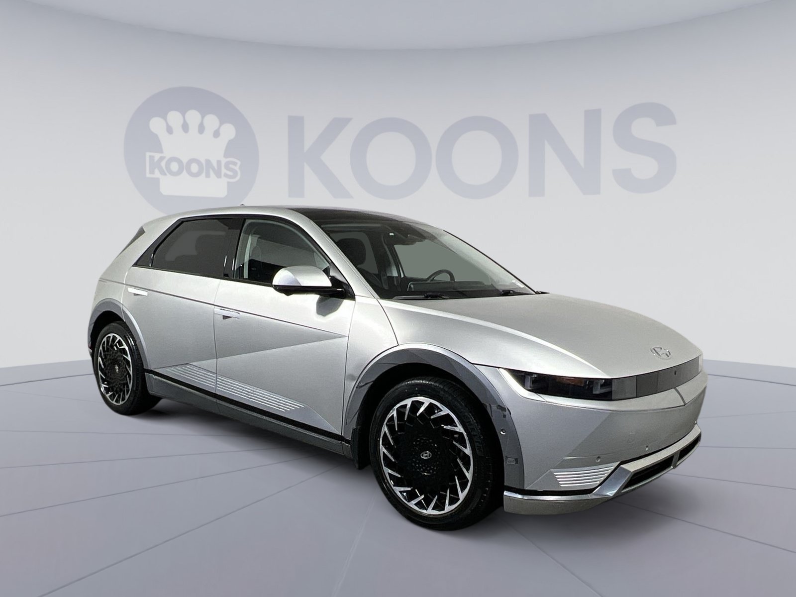 Used 2023 Hyundai Ioniq 5 Limited AWD/4WD image 2