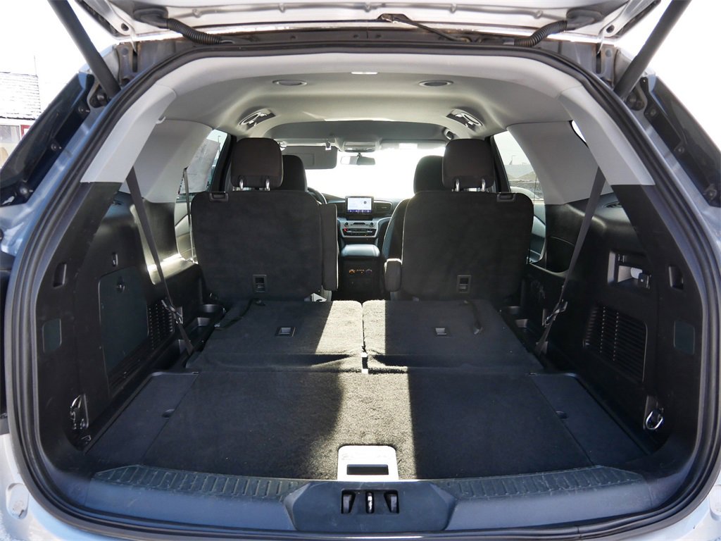 Certified 2021 Ford Explorer XLT w/ Class III Trailer Tow Package image 10