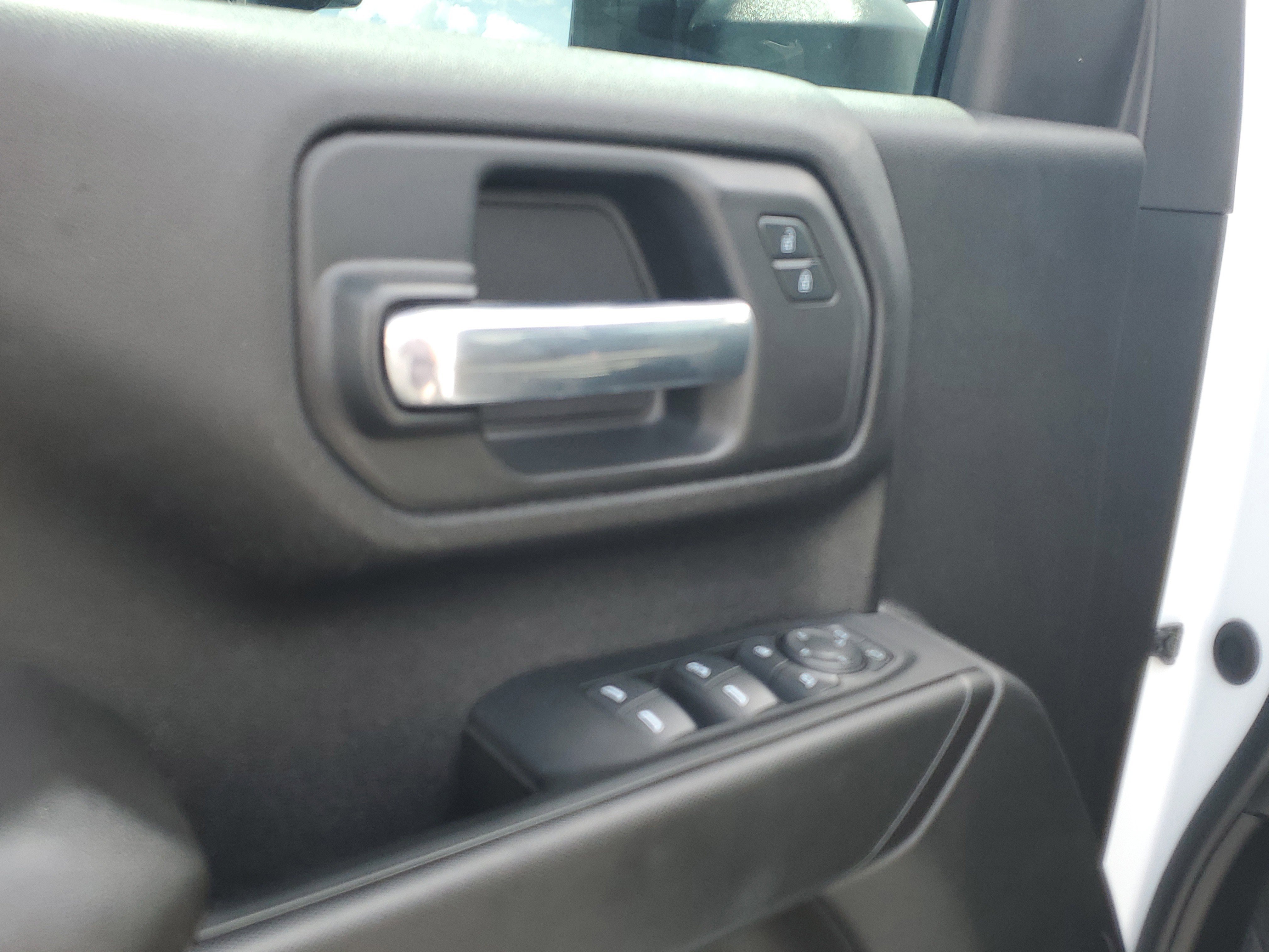 Used 2024 Chevrolet Silverado 2500 Custom w/ Custom Value Package image 19