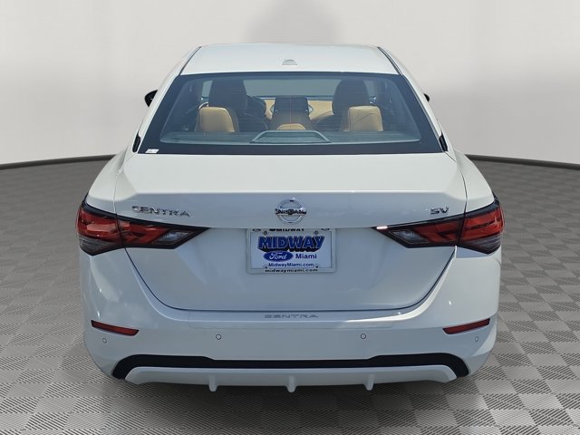 Used 2023 Nissan Sentra SV w/ SV Premium Package FWD image 5