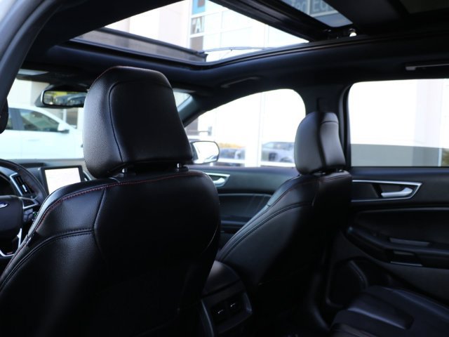 Certified 2024 Ford Edge ST w/ Equipment Group 401A AWD/4WD image 17