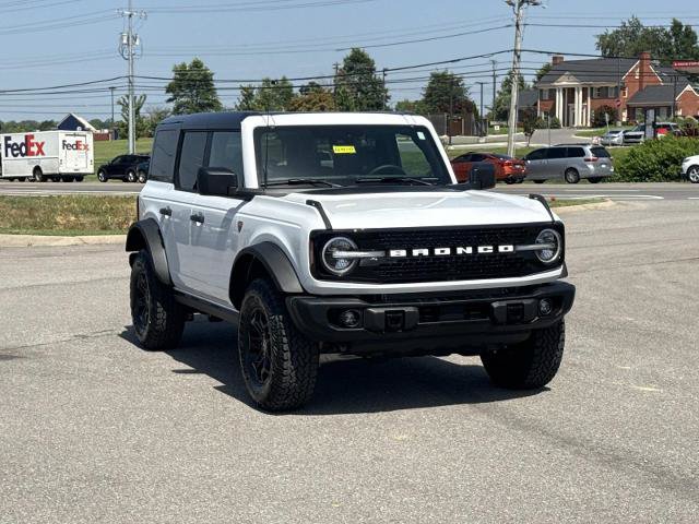 Certified 2026 Ford Bronco Badlands AWD/4WD image 3