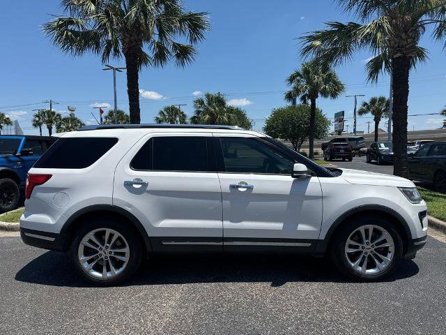Certified 2018 Ford Explorer Limited FWD image 6