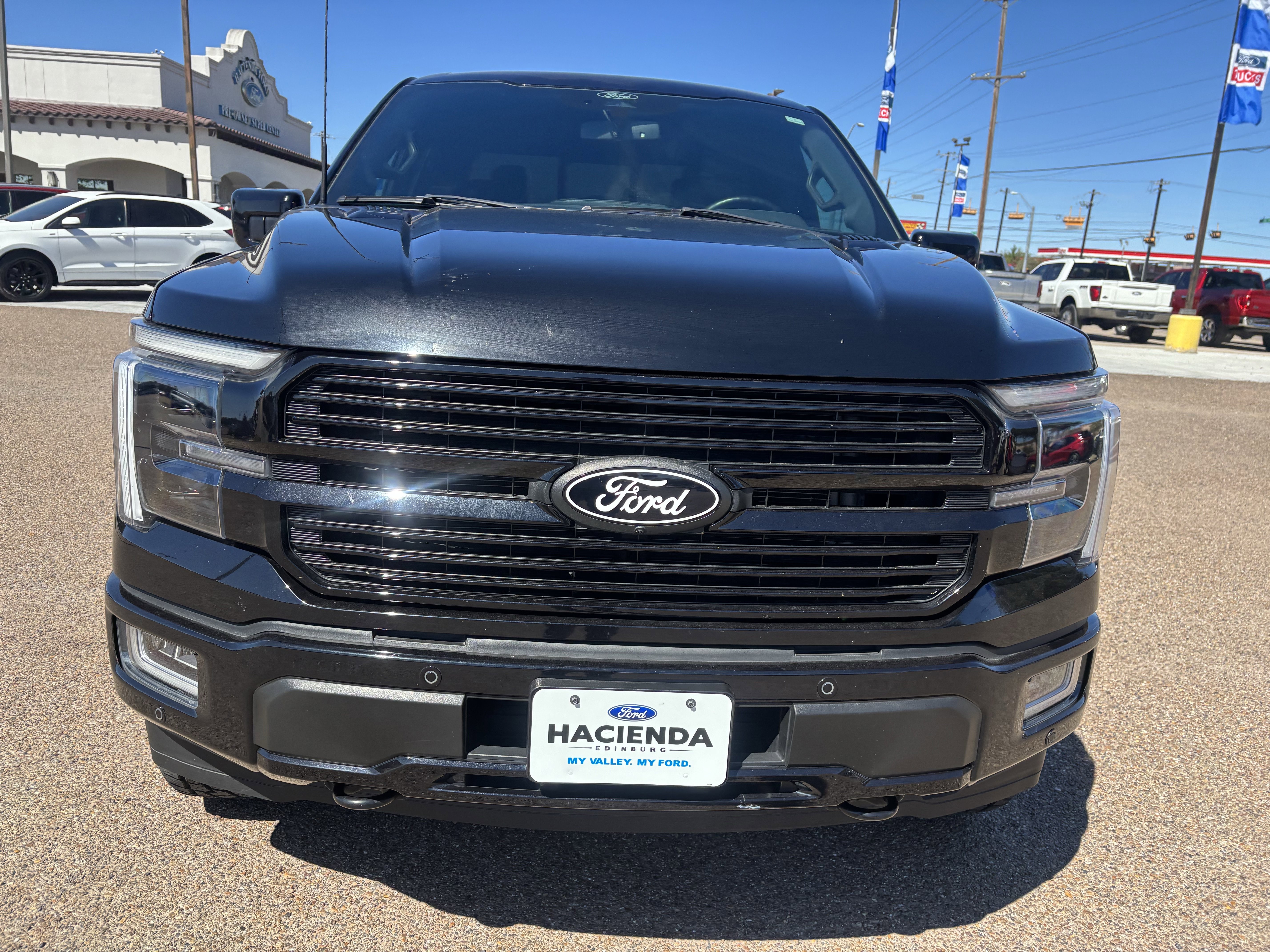 Certified 2024 Ford F150 Platinum w/ FX4 Off-Road Package image 6