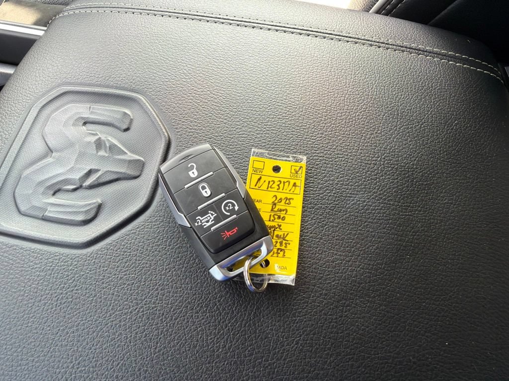 Used 2025 RAM 1500 Laramie w/ Sport Appearance Package AWD/4WD image 20