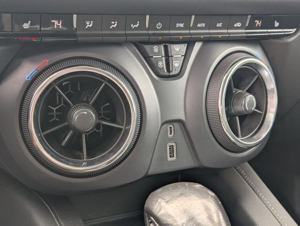 Used 2019 Chevrolet Blazer LT image 33