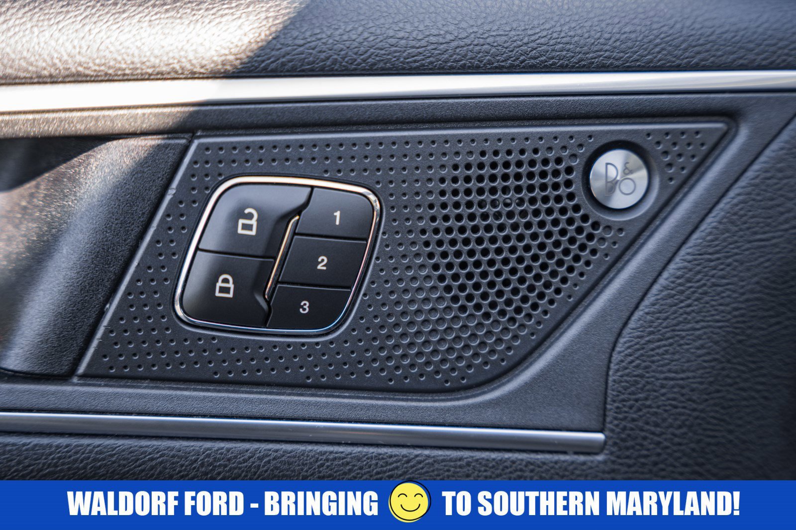 Certified 2020 Ford Edge Titanium w/ Equipment Group 301A image 38