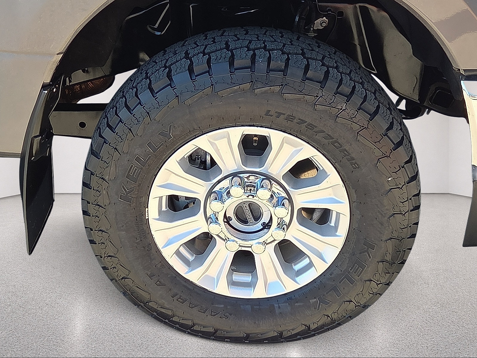 Certified 2022 Ford F250 XL w/ STX Appearance Package AWD/4WD image 7