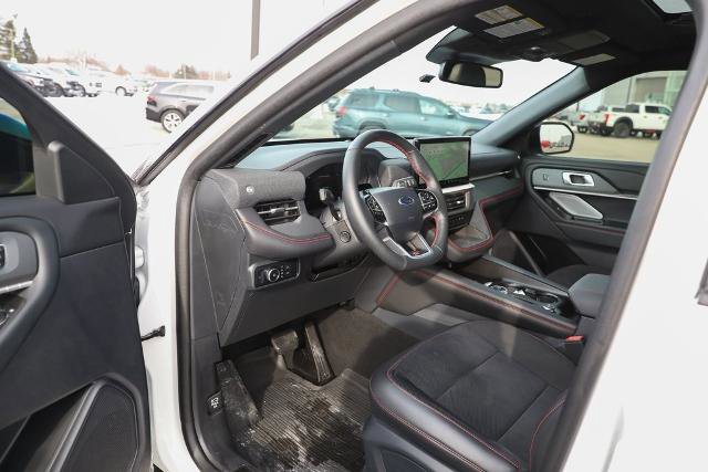 Certified 2025 Ford Explorer ST image 22