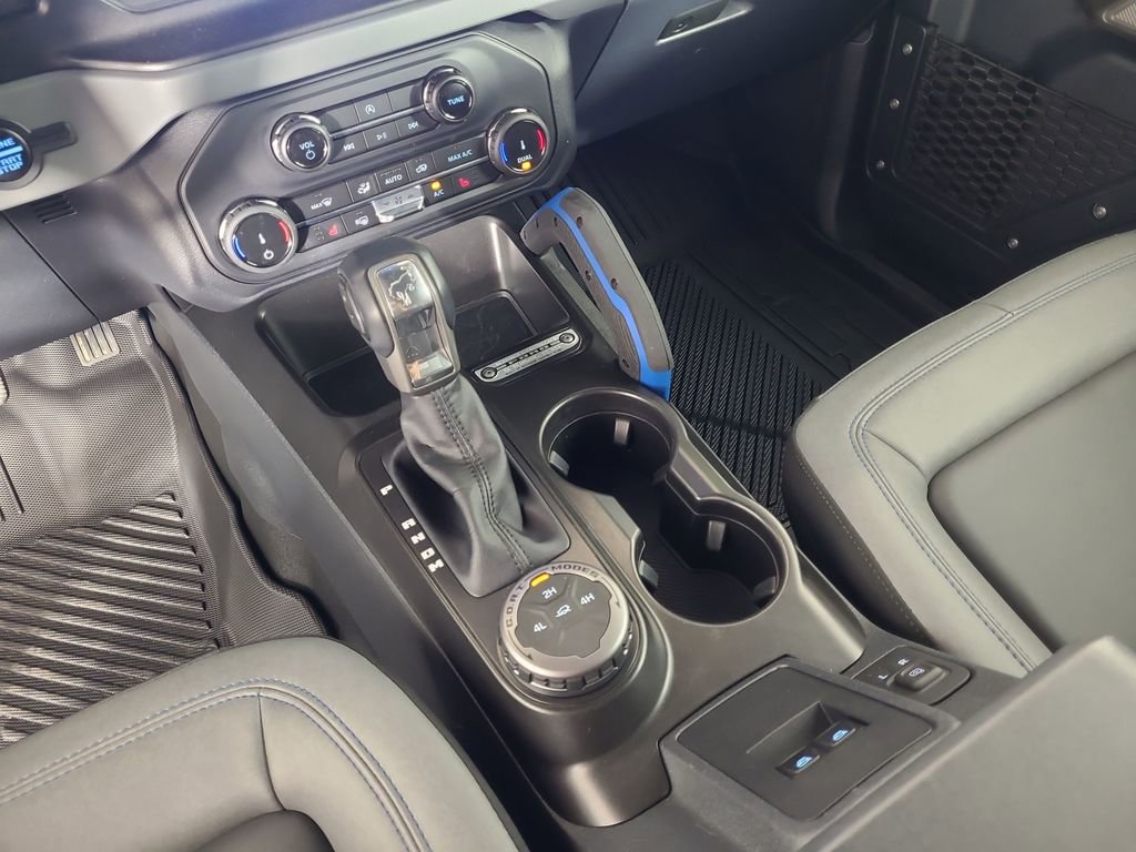 Certified 2022 Ford Bronco Black Diamond AWD/4WD image 16