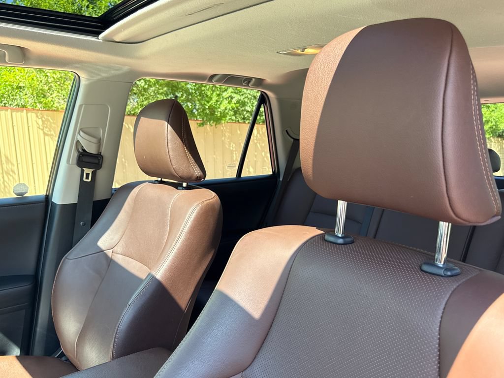 Used 2024 Toyota 4Runner Limited AWD/4WD image 10