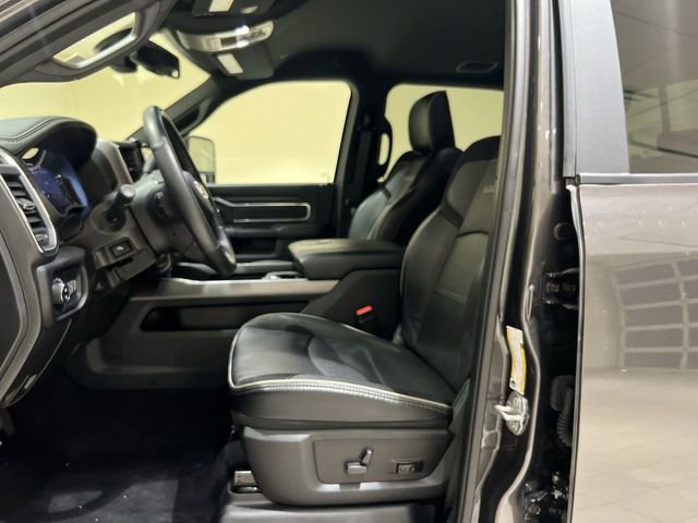 Used 2024 RAM 3500 Laramie w/ Sport Appearance Package AWD/4WD image 18