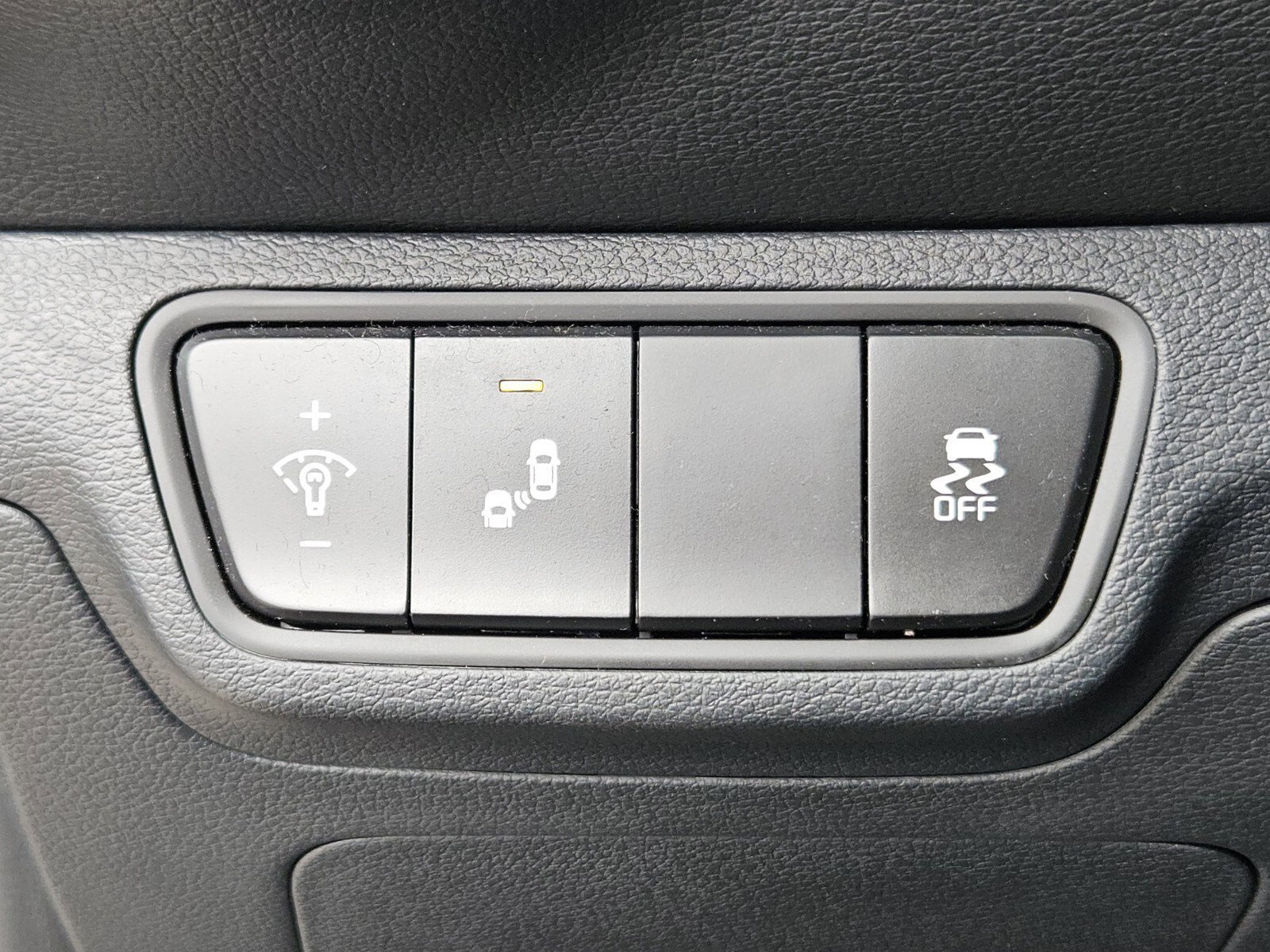 Used 2024 Kia Forte GT-Line image 24