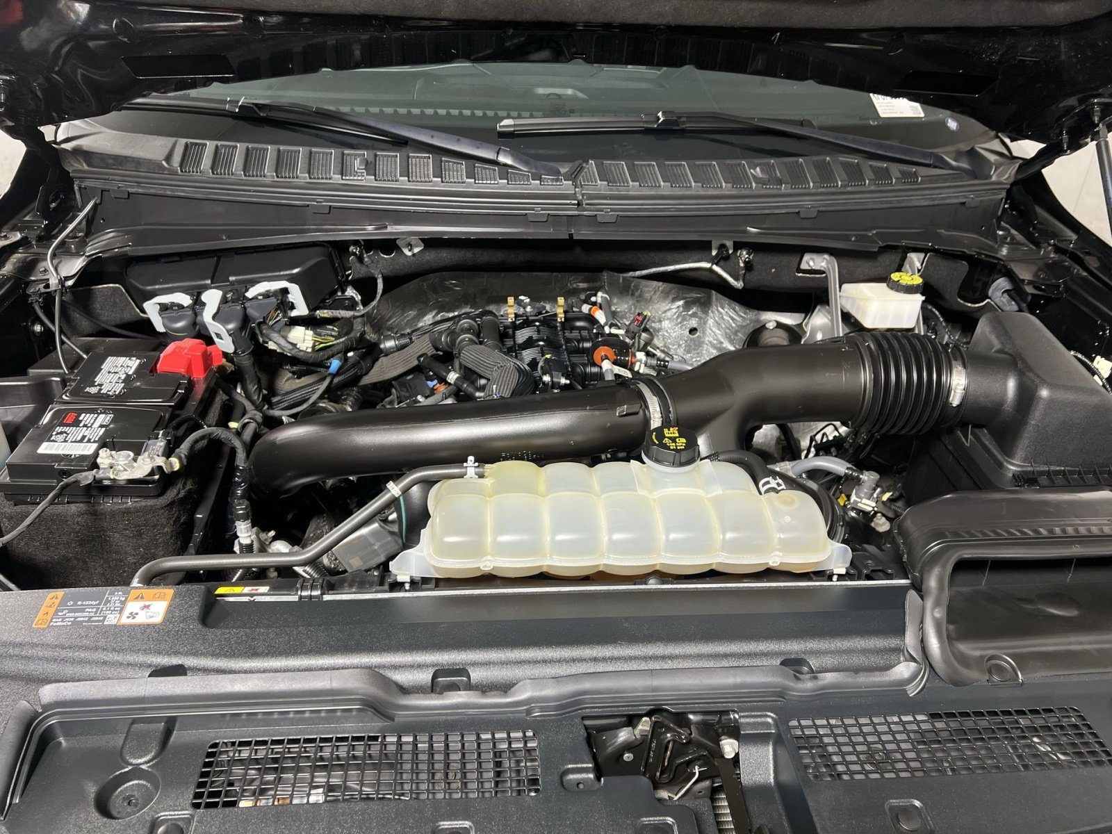 Certified 2022 Ford Expedition Limited image 29