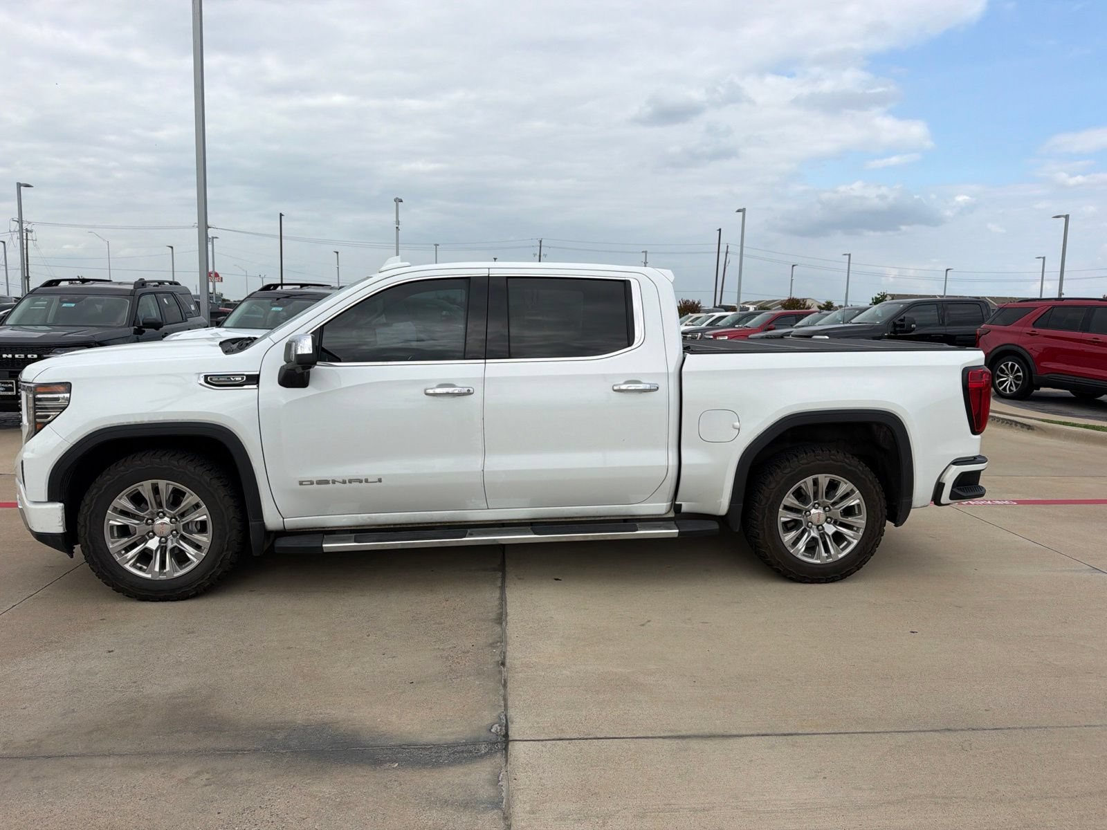 Used 2023 GMC Sierra 1500 Denali RWD image 5
