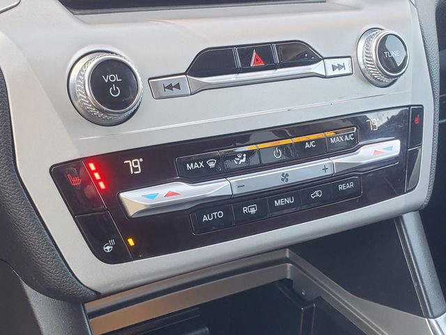 Certified 2021 Ford Explorer XLT w/ Equipment Group 202A image 18