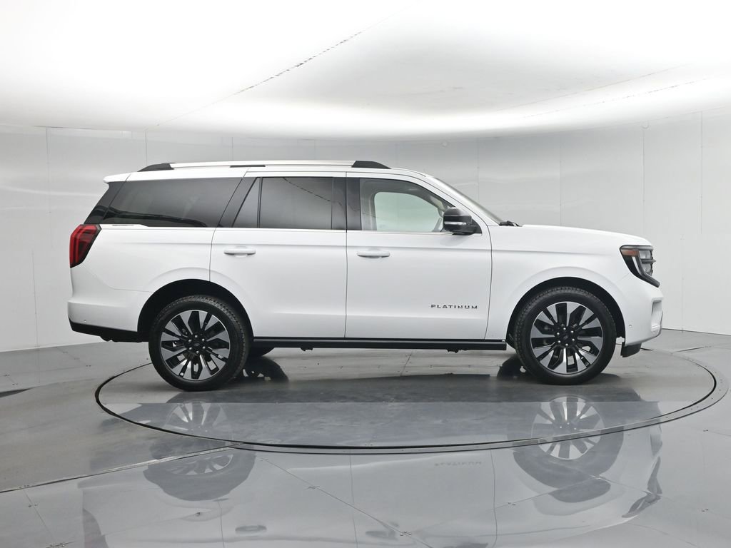 Certified 2025 Ford Expedition Platinum w/ Driver's Package AWD/4WD image 32