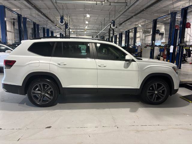 Used 2023 Volkswagen Atlas SE image 6
