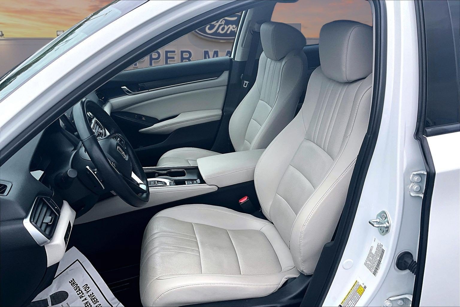 Used 2021 Honda Accord Touring image 25