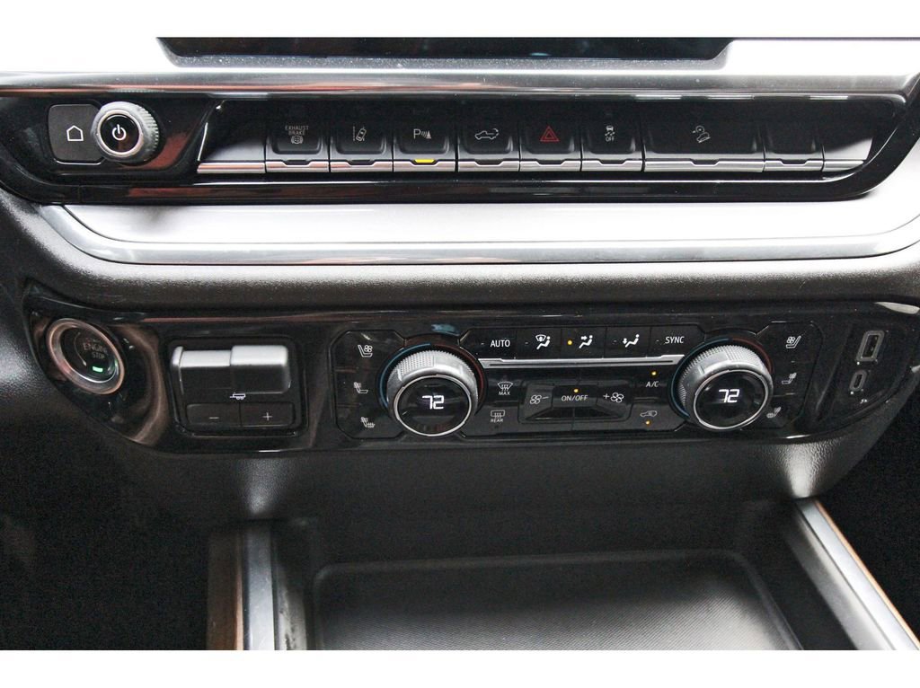 Used 2024 Chevrolet Silverado 2500 High Country w/ High Country Premium Package image 27