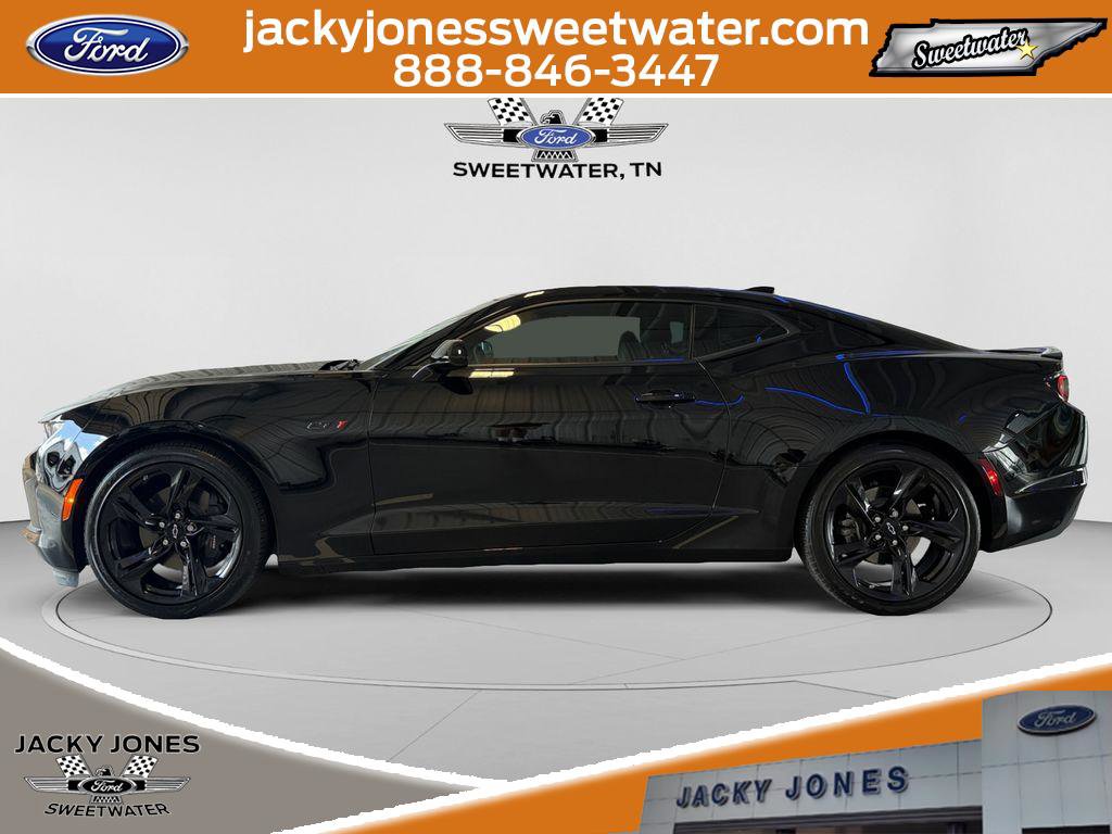Used 2021 Chevrolet Camaro LT w/ RS Package RWD image 2