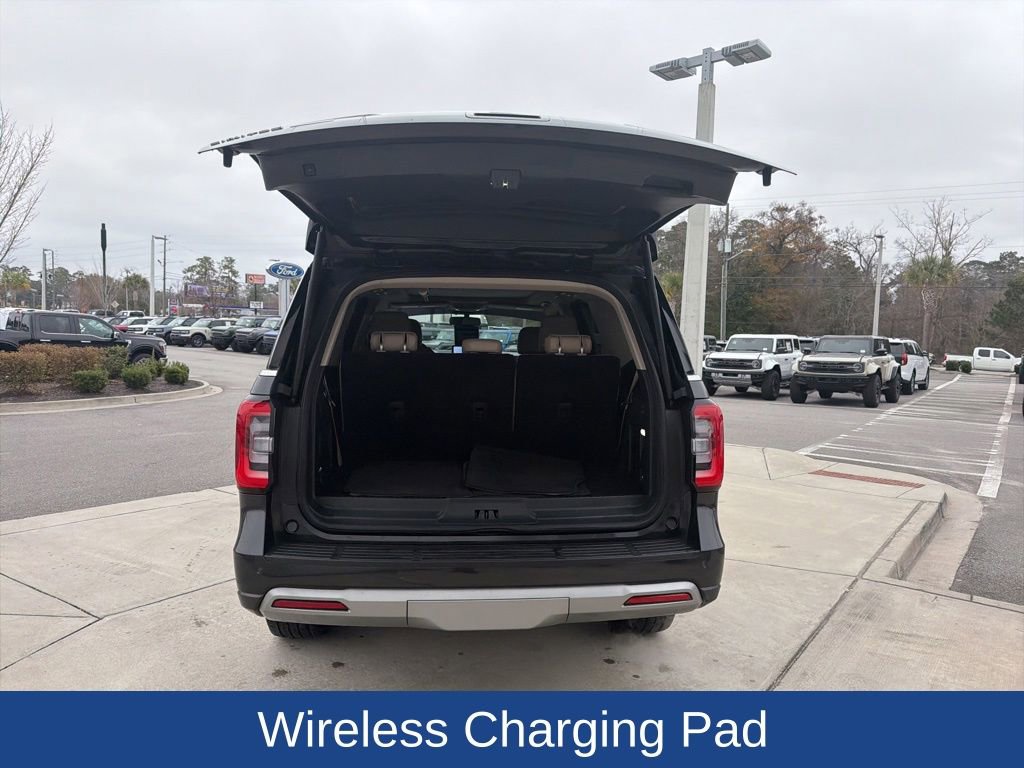 Certified 2024 Ford Expedition Limited image 9