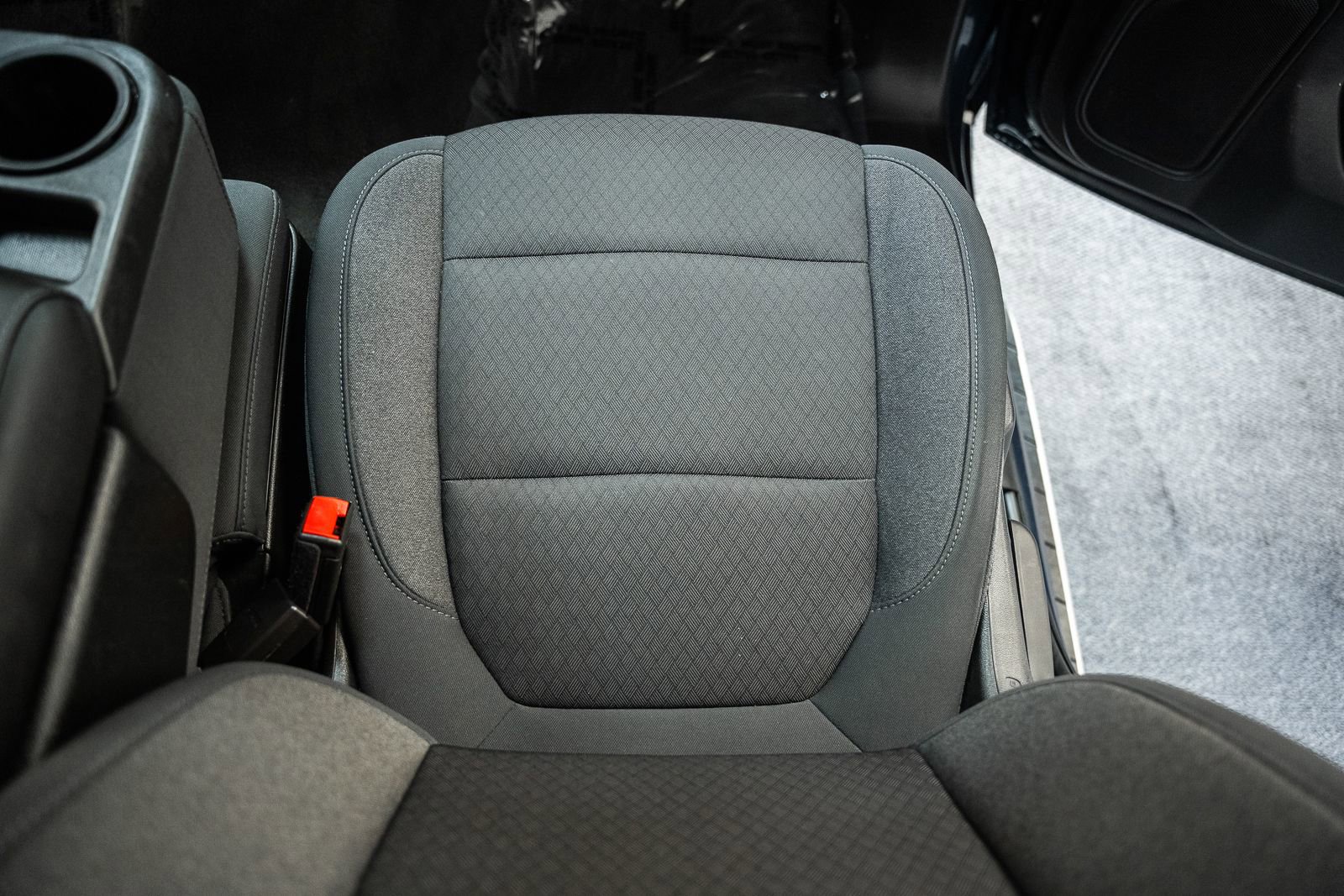 Used 2020 Chevrolet Silverado 1500 LT w/ All-Star Edition image 31