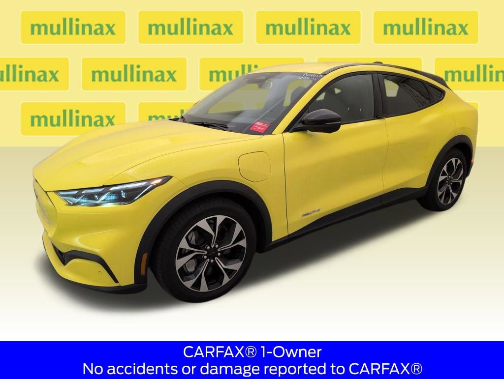 Certified 2025 Ford Mustang Mach-E Select image 13