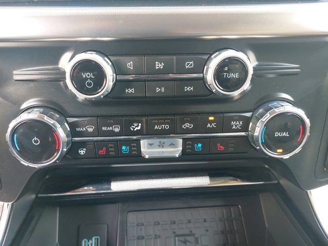 Certified 2024 Ford F150 Platinum w/ Equipment Group 703A Plus AWD/4WD image 25