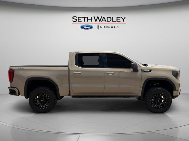 Used 2022 GMC Sierra 1500 Elevation w/ X31 Off-Road Package AWD/4WD image 8