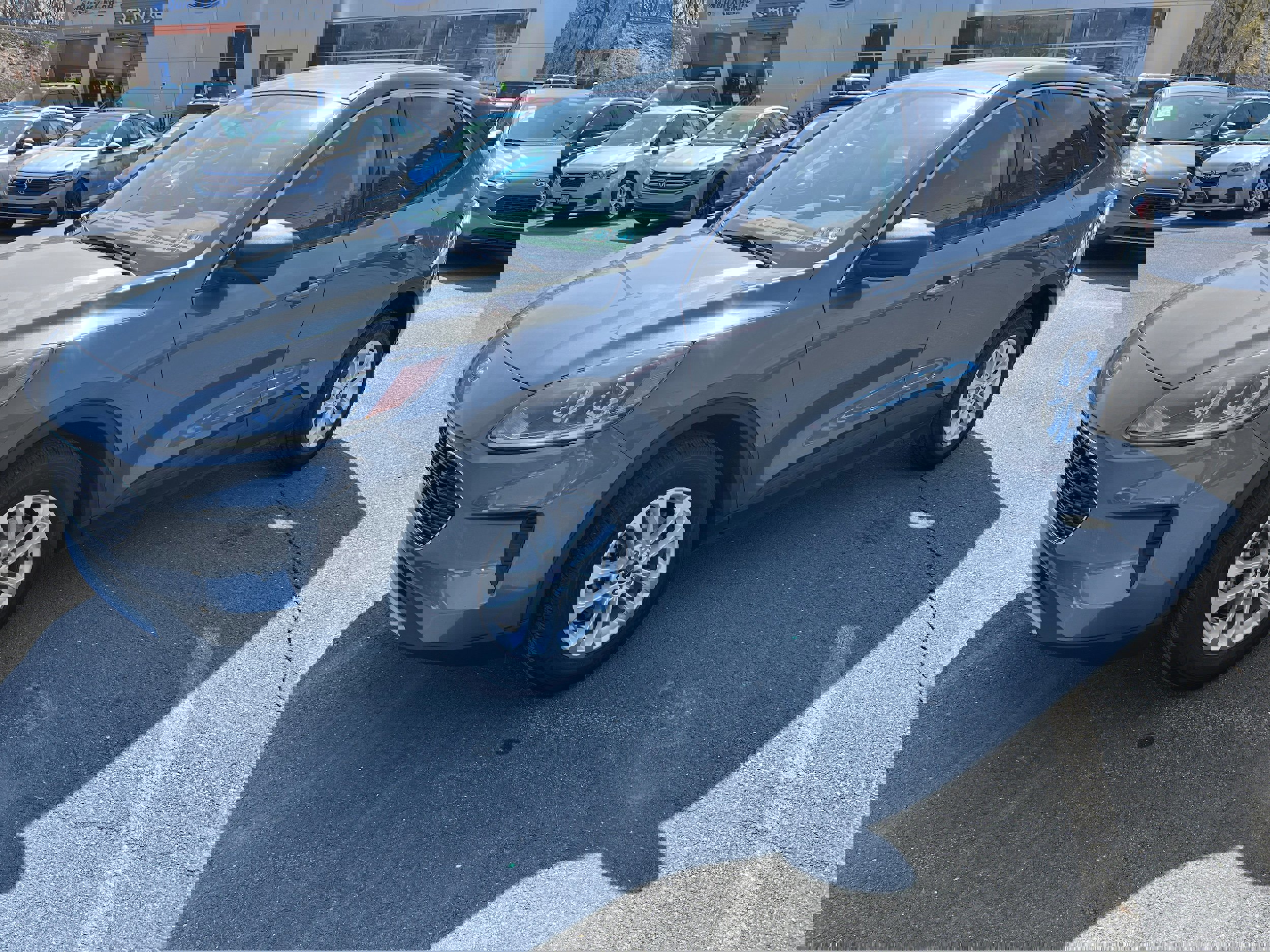 Certified 2022 Ford Escape SE w/ Convenience Package image 2