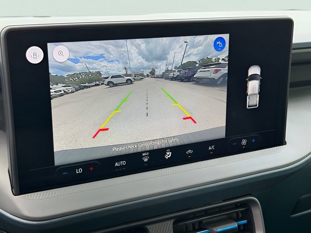 Certified 2025 Ford Maverick Lobo AWD/4WD image 29