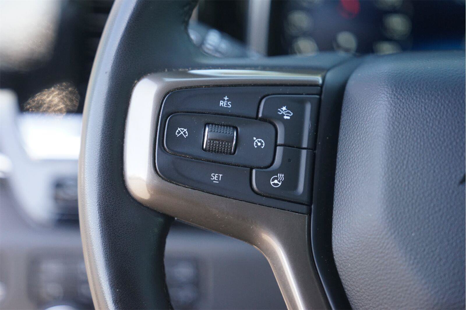 Used 2024 Chevrolet Silverado 3500 High Country w/ High Country Premium Package AWD/4WD image 23