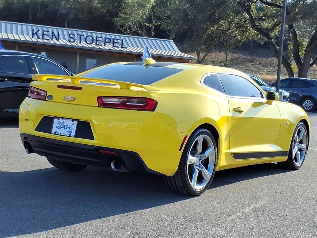 Used 2018 Chevrolet Camaro SS image 4