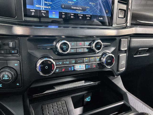 Certified 2025 Ford F250 Lariat w/ Tremor Off-Road Package AWD/4WD image 36