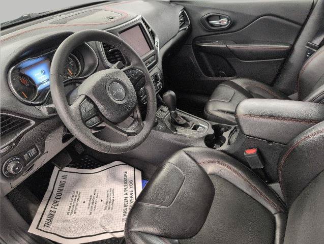 Used 2021 Jeep Cherokee Trailhawk AWD/4WD image 10