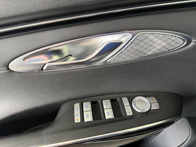 Used 2025 Genesis GV70 2.5T AWD/4WD image 20