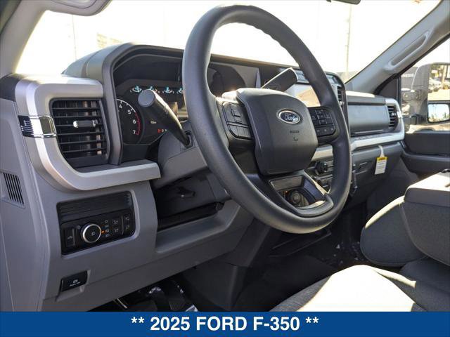 Certified 2025 Ford F350 XLT w/ FX4 Off-Road Package image 12