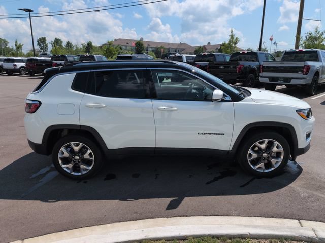 Used 2018 Jeep Compass Limited AWD/4WD image 6