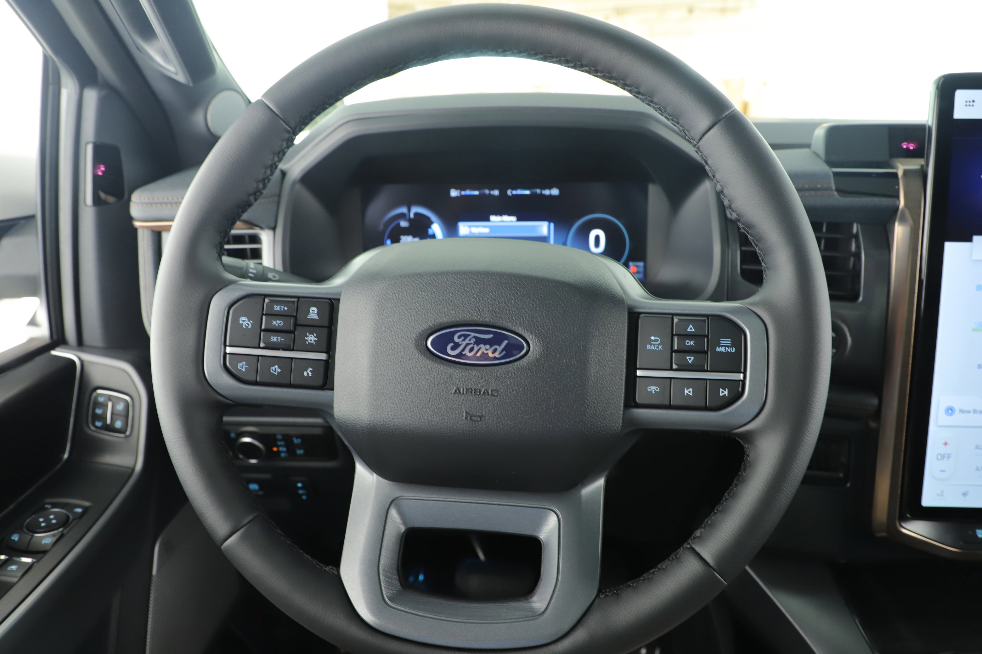 Certified 2025 Ford F150 Lightning Lariat image 18