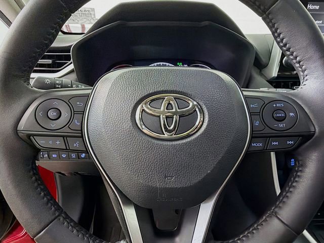 Used 2022 Toyota RAV4 Limited AWD/4WD image 13