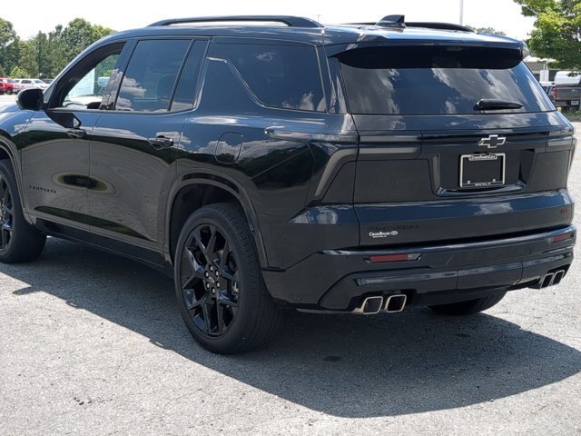Used 2024 Chevrolet Traverse RS FWD image 6