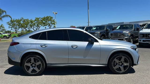 Used 2024 Mercedes-Benz GLC 300 4MATIC image 2