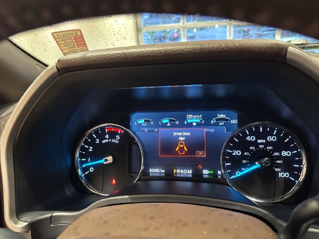 Certified 2022 Ford F250 King Ranch w/ King Ranch Ultimate Package AWD/4WD image 33