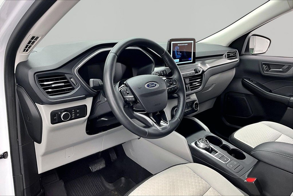 Certified 2023 Ford Escape Active w/ Cold Weather Package FWD image 14