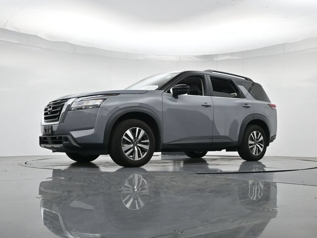 Used 2024 Nissan Pathfinder SL AWD/4WD image 39